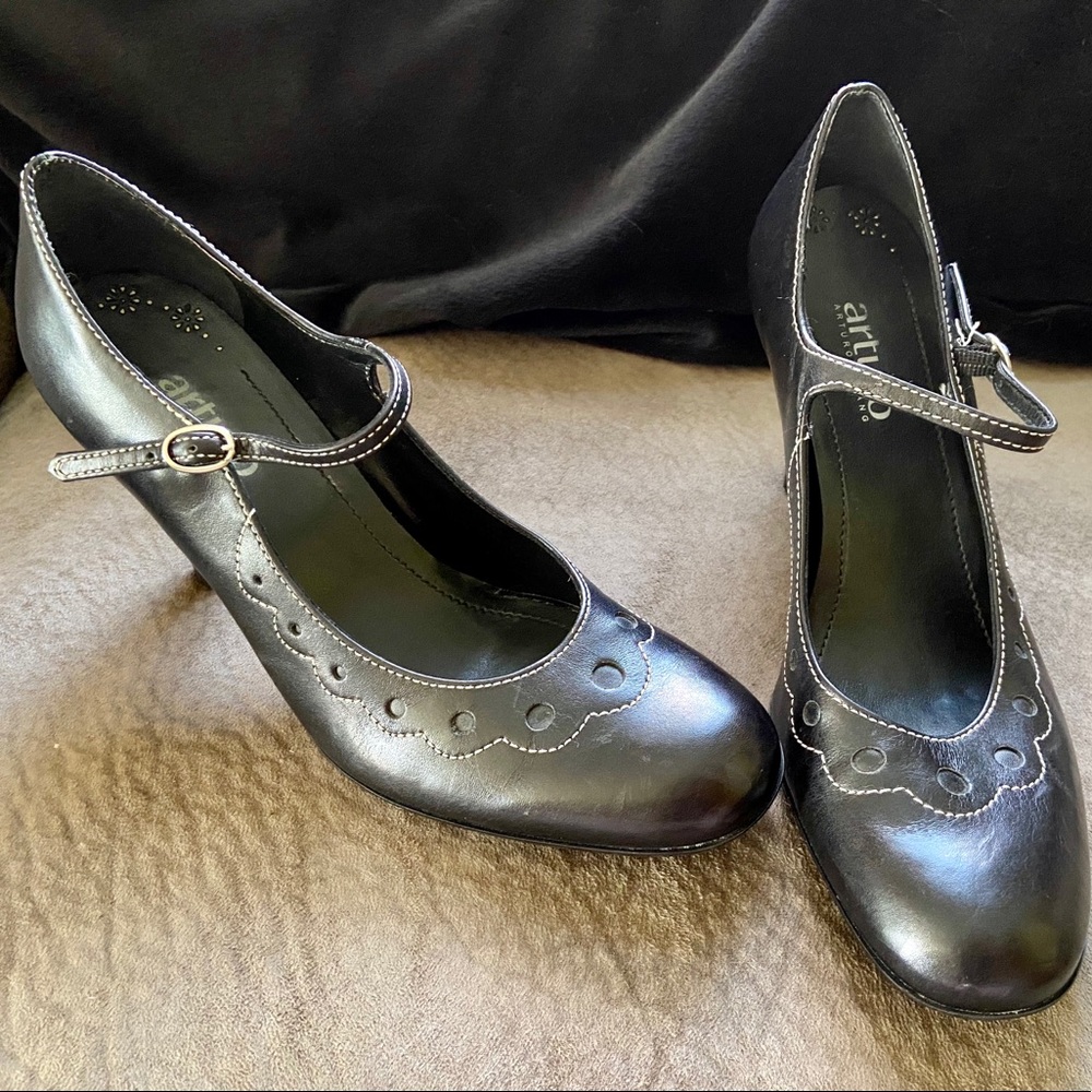 Black Arturo Chiang 3” Mary Jane Heel